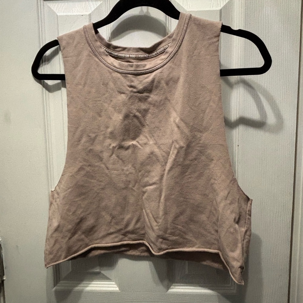 OFFLINE by Aerie cropped tank 🤍 Size XS